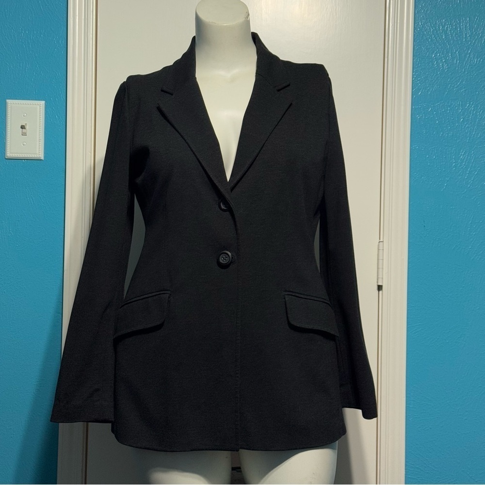 Chico's Black Tailored Blazer Notched Lapels Structured Shoulders flap pockets 2